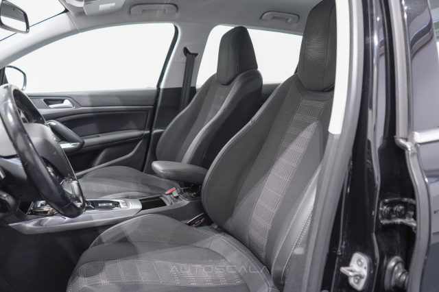 PEUGEOT 308 usata, con Fendinebbia