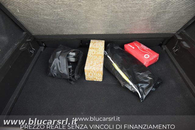 RENAULT Captur usata, con Riconoscimento dei segnali stradali
