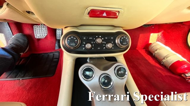 FERRARI California usata 37