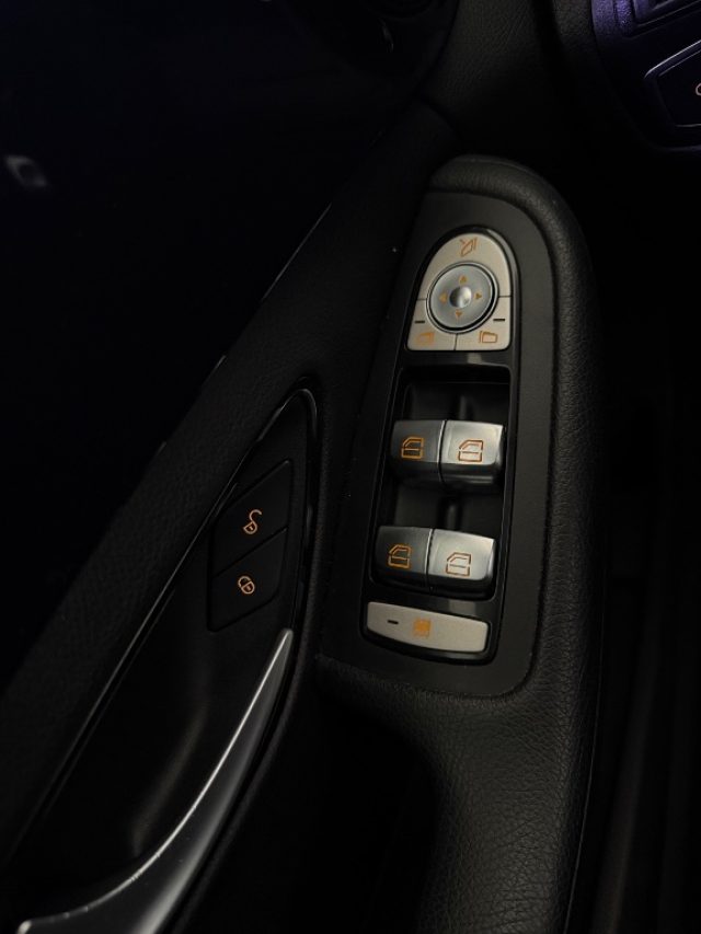 MERCEDES-BENZ C 180 usata 17