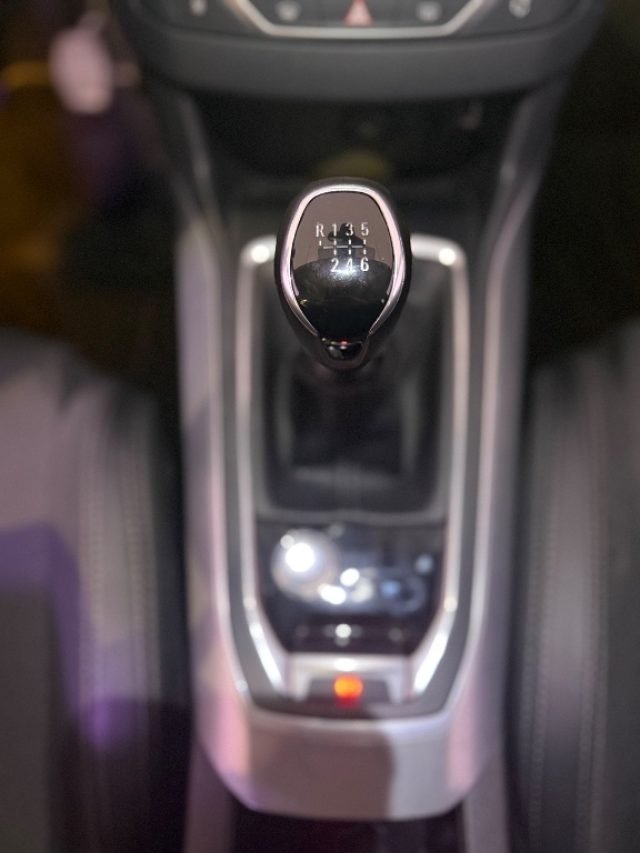 PEUGEOT 308 usata 15