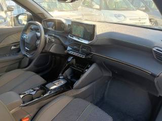 PEUGEOT 2008 usata, con Touch screen
