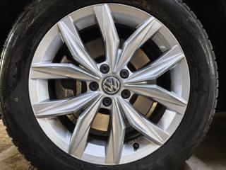 VOLKSWAGEN Tiguan Allspace usata, con Autoradio