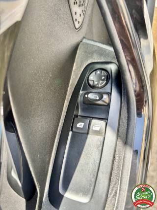 PEUGEOT 208 usata, con Controllo trazione