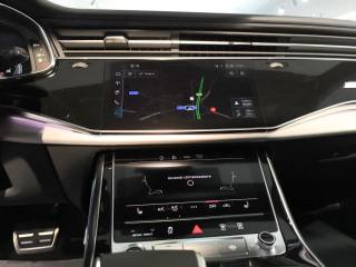 AUDI Q8 usata, con Interni in pelle