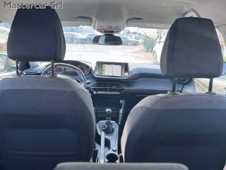 PEUGEOT 2008 usata, con USB