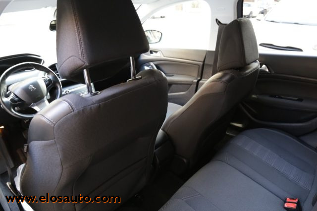 PEUGEOT 308 usata, con Climatizzatore