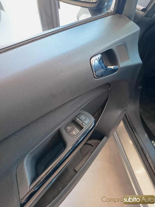 OPEL Corsa usata 27