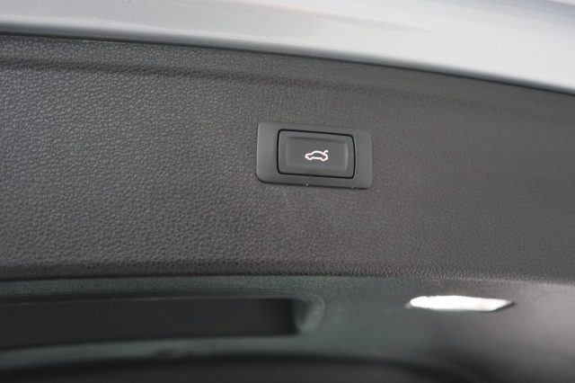 AUDI Q5 usata, con Volante multifunzione