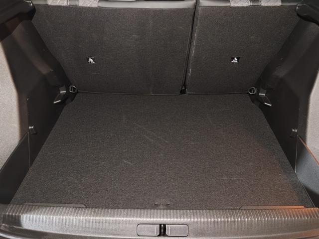 PEUGEOT 2008 usata, con Sistema di navigazione