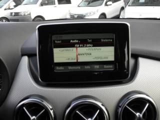 MERCEDES-BENZ B 180 usata, con Servosterzo