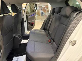 VOLKSWAGEN Golf usata, con Fari LED