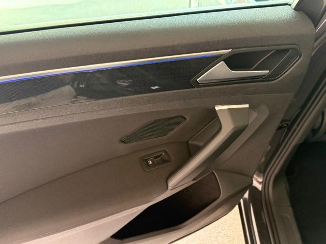 VOLKSWAGEN Tiguan usata, con Specchietti laterali elettrici