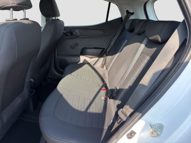 HYUNDAI i10 usata 10
