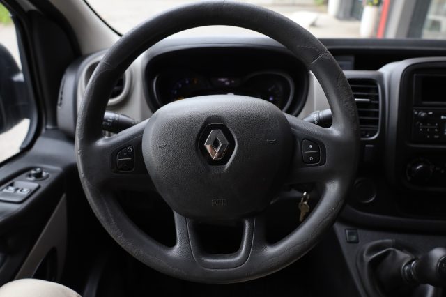 RENAULT Trafic usata, con Volante multifunzione