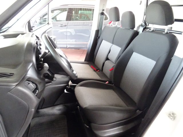 FIAT Doblo usata, con USB