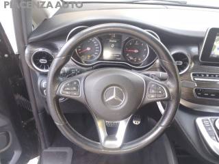 MERCEDES-BENZ V 220 usata, con ESP