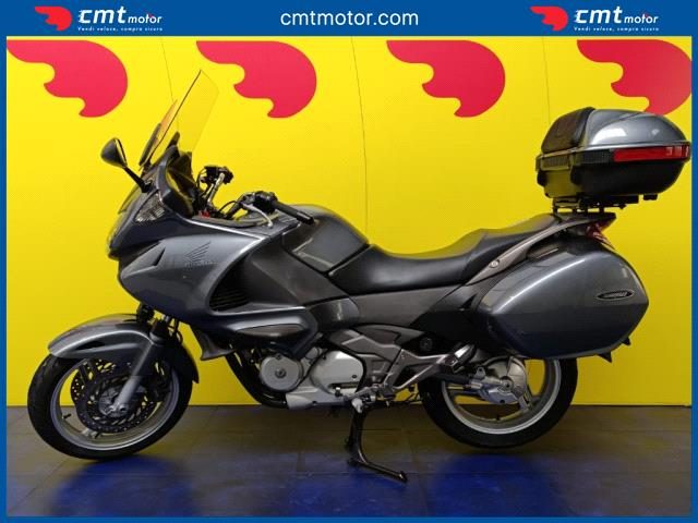 HONDA Deauville 700 usata 2