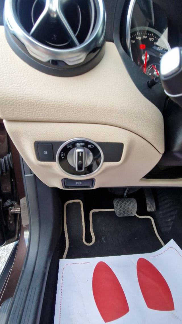 MERCEDES-BENZ GLA 180 usata, con Immobilizzatore elettronico