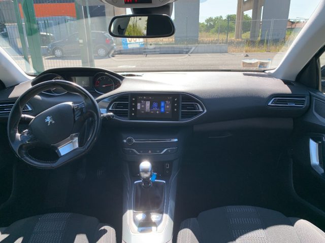 PEUGEOT 308 usata, con Cruise Control
