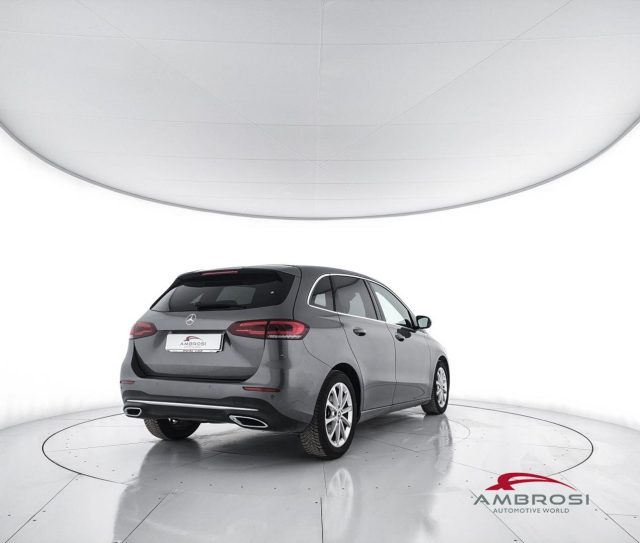 MERCEDES-BENZ B 180 usata 2