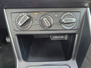 VOLKSWAGEN Taigo usata 69