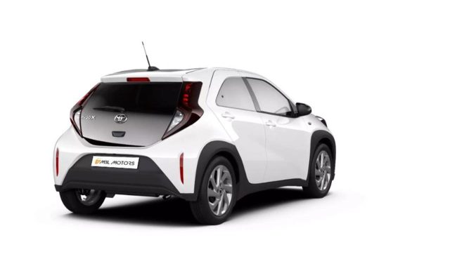TOYOTA Aygo X usata, con Airbag laterali