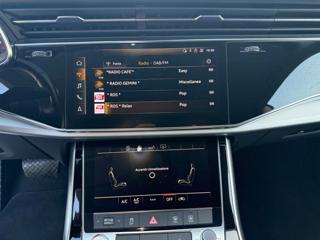 AUDI Q8 usata, con Freno di stazionamento elettrico
