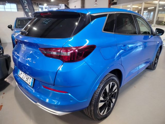 OPEL Grandland usata, con Fari LED