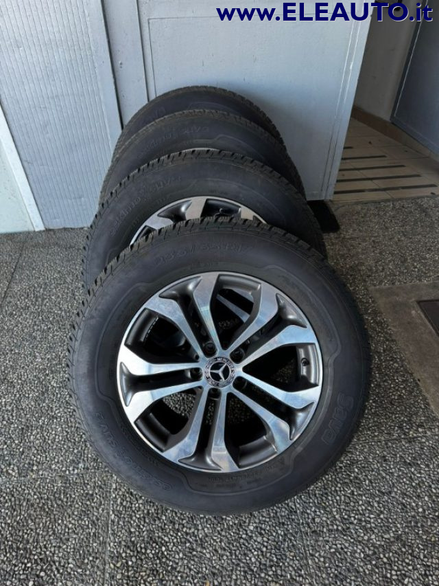 MERCEDES-BENZ GLC 300 usata, con Controllo trazione