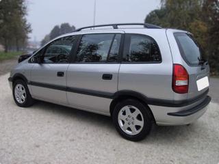 OPEL Zafira usata 10