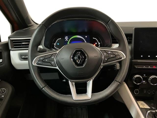 RENAULT Clio usata, con Sensori di parcheggio anteriori