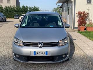 VOLKSWAGEN Touran usata, con Airbag