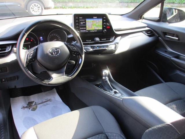 TOYOTA C-HR usata, con Sistema di navigazione