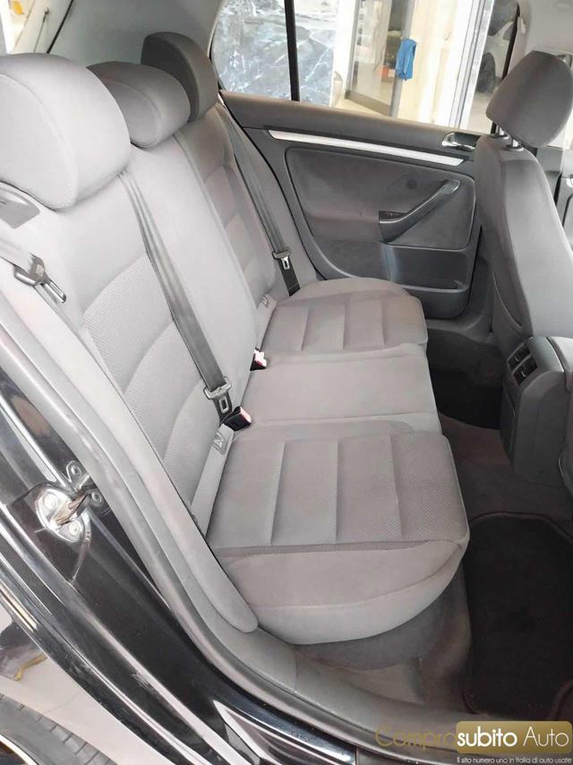 VOLKSWAGEN Golf usata, con Climatizzatore