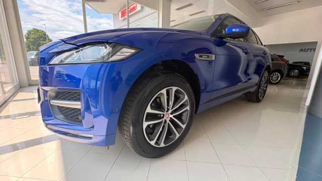 JAGUAR F-Pace usata, con Specchietti laterali elettrici