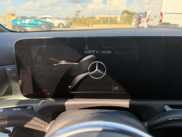 MERCEDES-BENZ A 180 usata, con Specchietti laterali elettrici