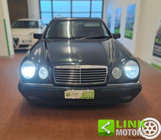 MERCEDES-BENZ E 200 usata, con Immobilizzatore elettronico