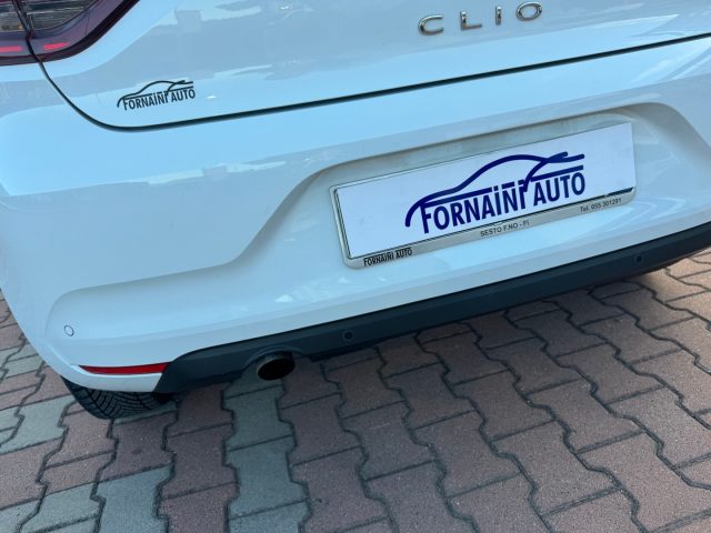RENAULT Clio usata, con Autoradio digitale