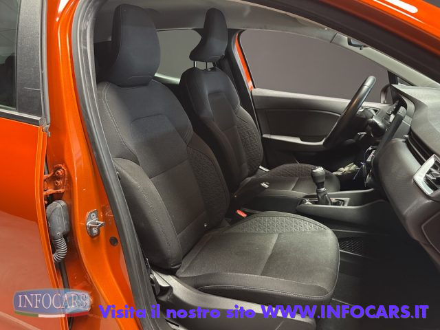 RENAULT Clio usata, con Autoradio