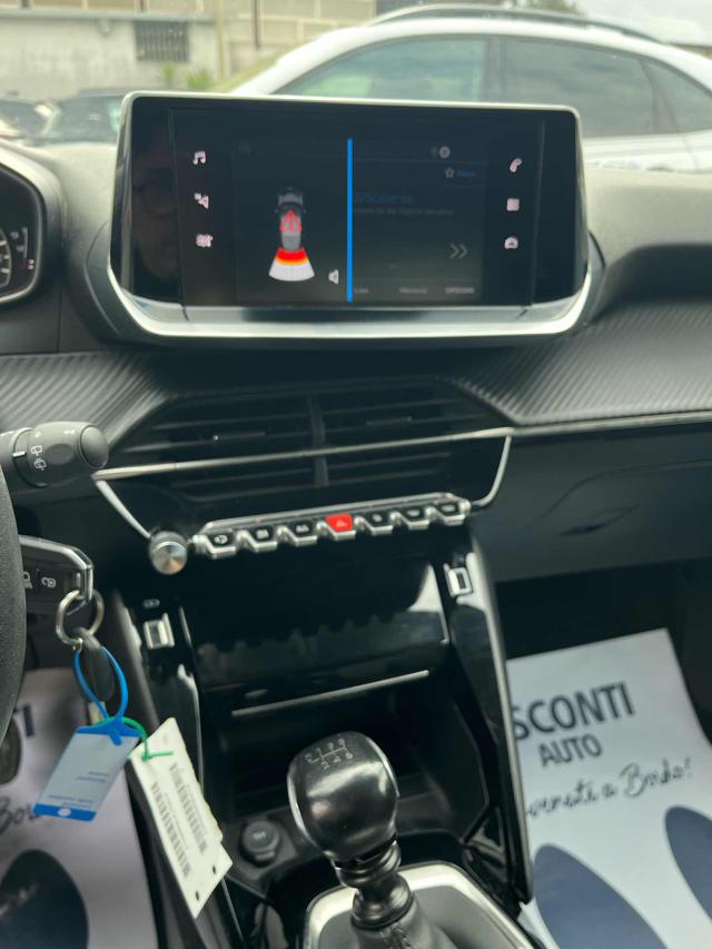 PEUGEOT 208 usata, con Autoradio