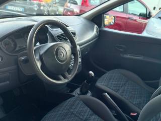 RENAULT Clio usata, con Chiusura centralizzata