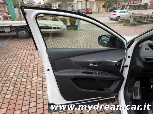 PEUGEOT 3008 usata, con Bluetooth