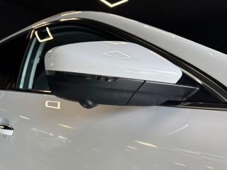 MG HS usata, con Boardcomputer