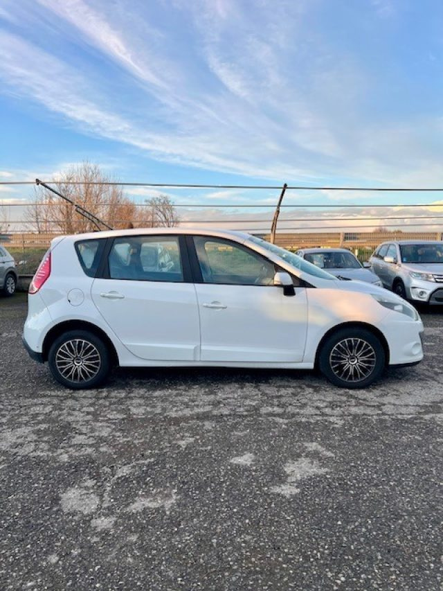 RENAULT Scenic usata, con Autoradio