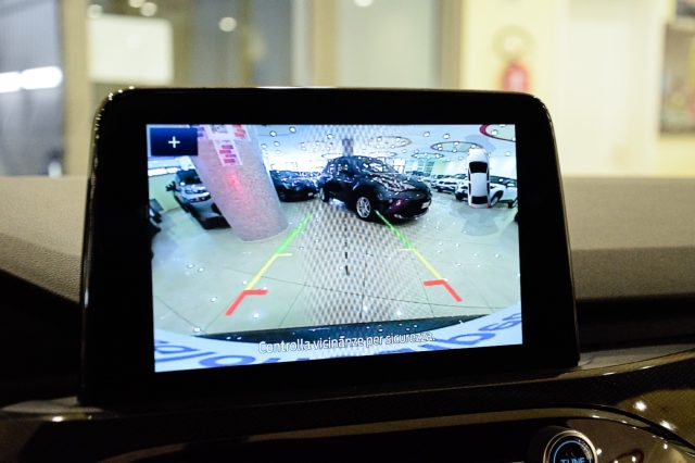 FORD Kuga usata, con Specchietti laterali elettrici