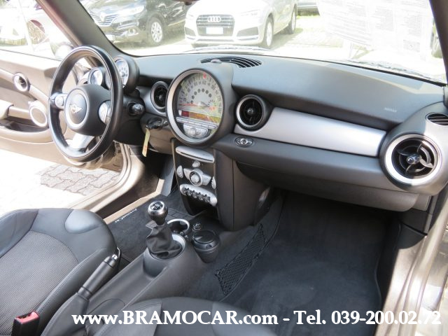 MINI Cabrio usata, con Sensori di parcheggio posteriori