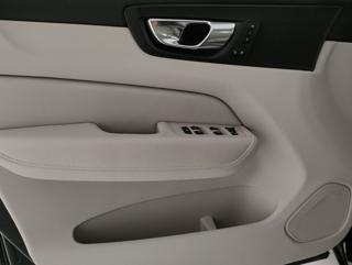 VOLVO XC60 usata, con Controllo automatico clima