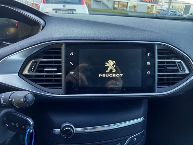 PEUGEOT 308 usata, con Boardcomputer