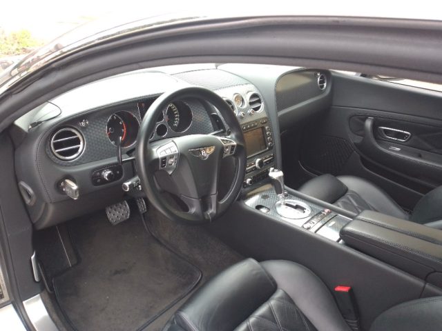 BENTLEY Continental usata, con Cerchi in lega